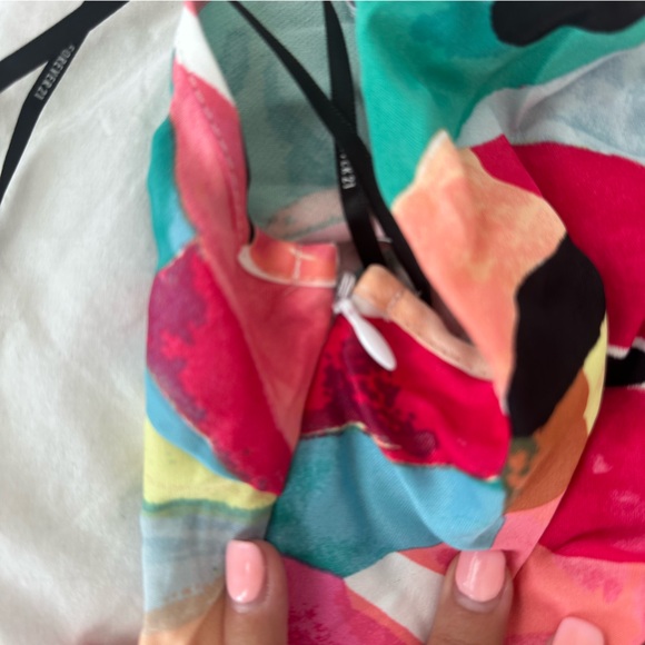 NWT Forever 21 one shoulder floral dress, size M - Picture 4 of 4